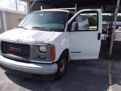 BUY GMC SAVANA CARGO VAN 2001 2500 135