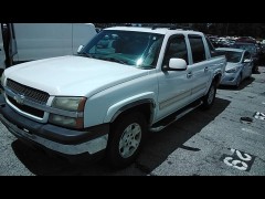 BUY CHEVROLET AVALANCHE 2006 1500 5DR CREW CAB 130