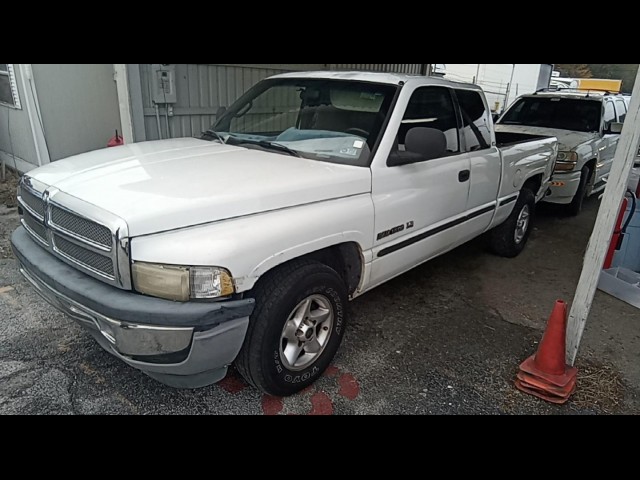 BUY DODGE RAM 1500 1999 2DR CLUB CAB 155